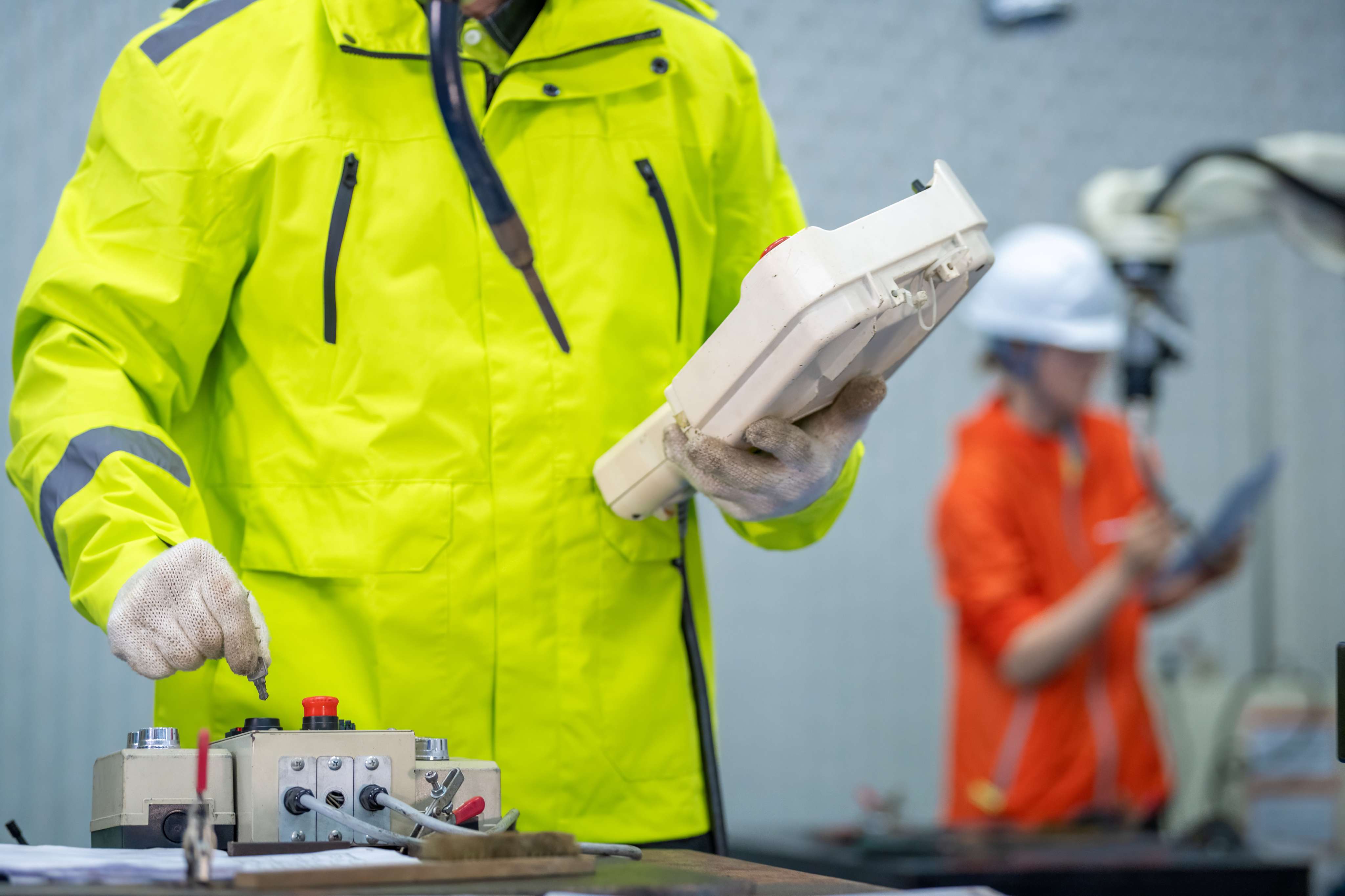 Engineer surveyor
